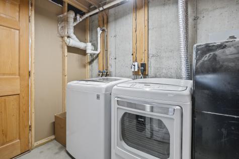 985 Eastern Avenue Augusta ME 04330