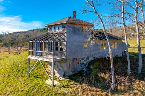 26 Tidal Creek Road Brooksville ME 04642