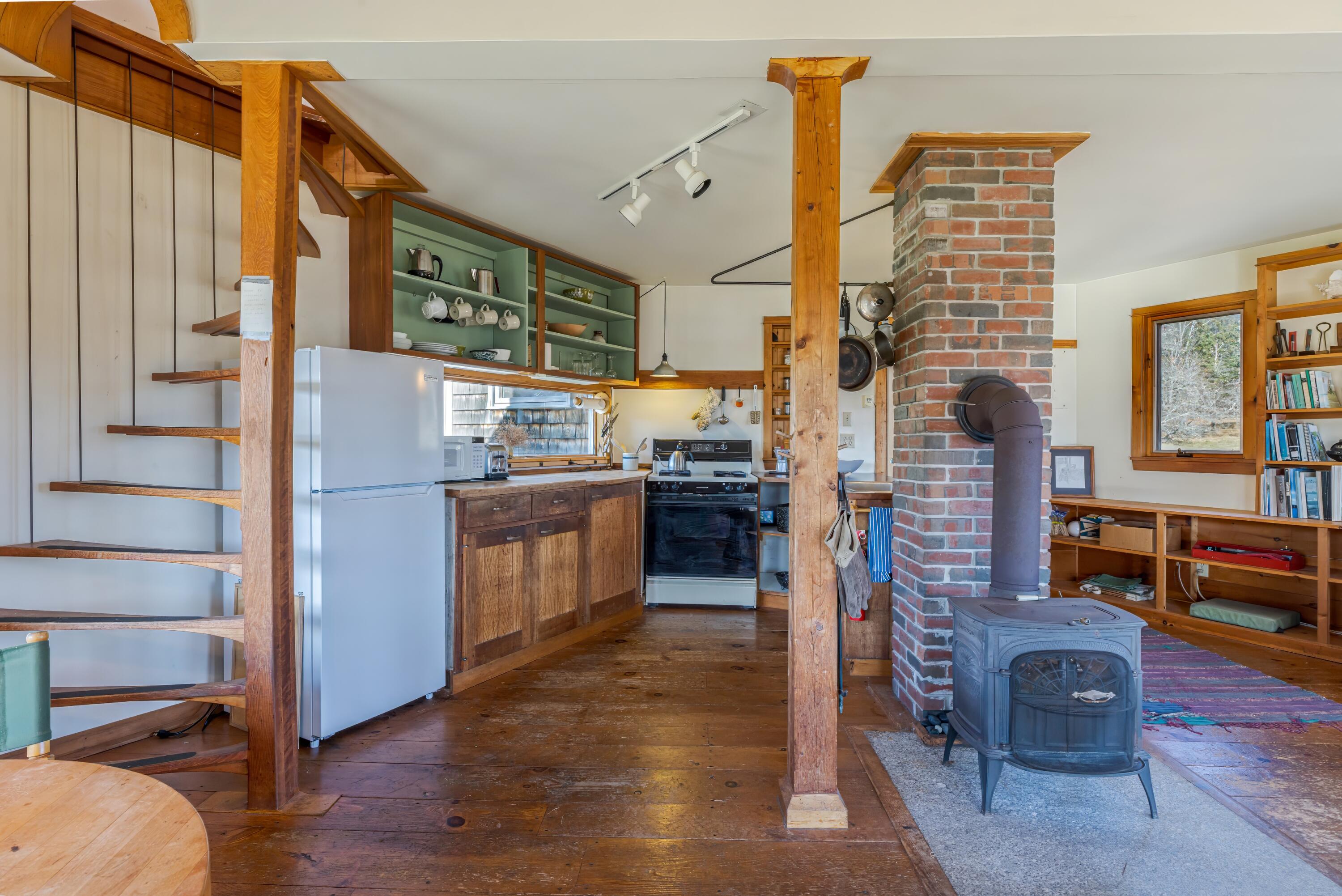 26 Tidal Creek Road Brooksville ME 04642