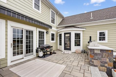 10 Stockholm Drive Cumberland ME 04021