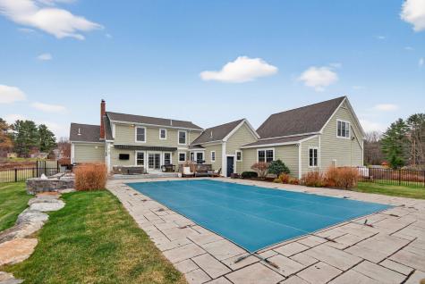 10 Stockholm Drive Cumberland ME 04021