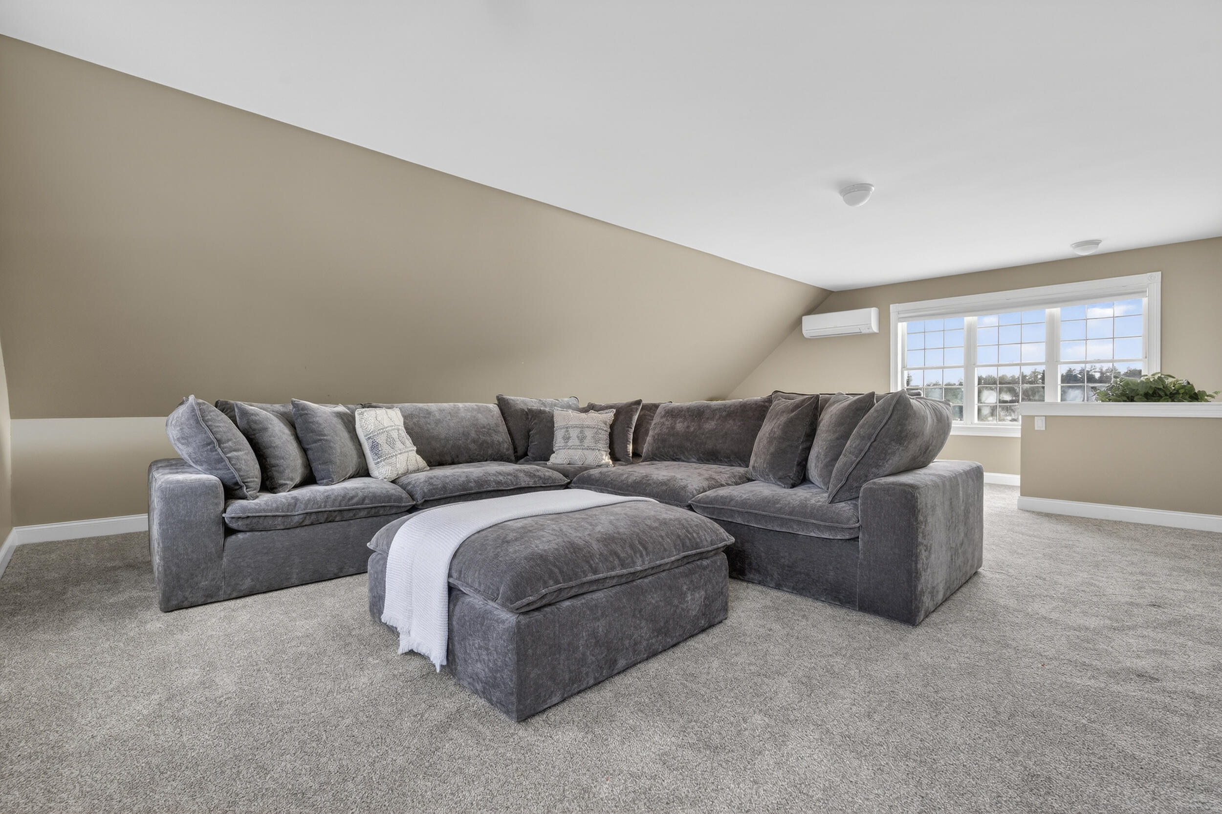 10 Stockholm Drive Cumberland ME 04021