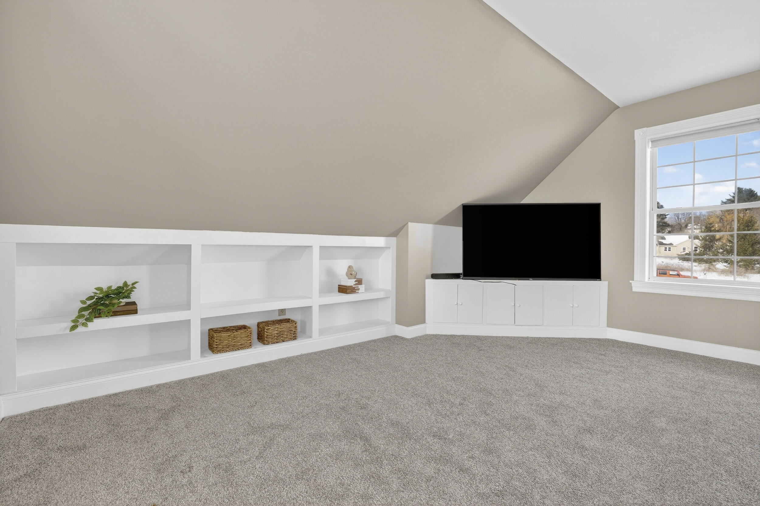 10 Stockholm Drive Cumberland ME 04021