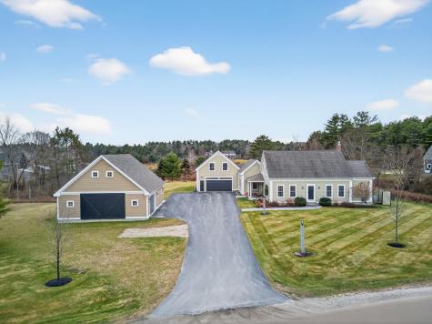 10 Stockholm Drive Cumberland ME 04021