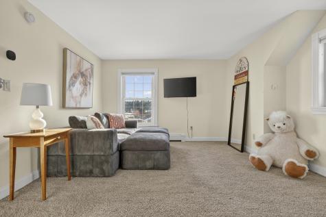 10 Stockholm Drive Cumberland ME 04021