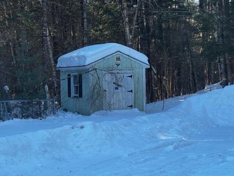 17 Green Road Madison ME 04950