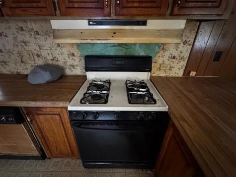 17 Green Road Madison ME 04950