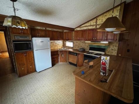 17 Green Road Madison ME 04950