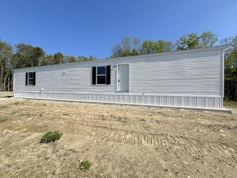 3 Fall Drive Farmingdale ME 04344
