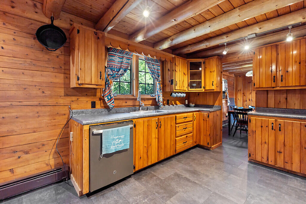 98 Waning Road Unity ME 04988