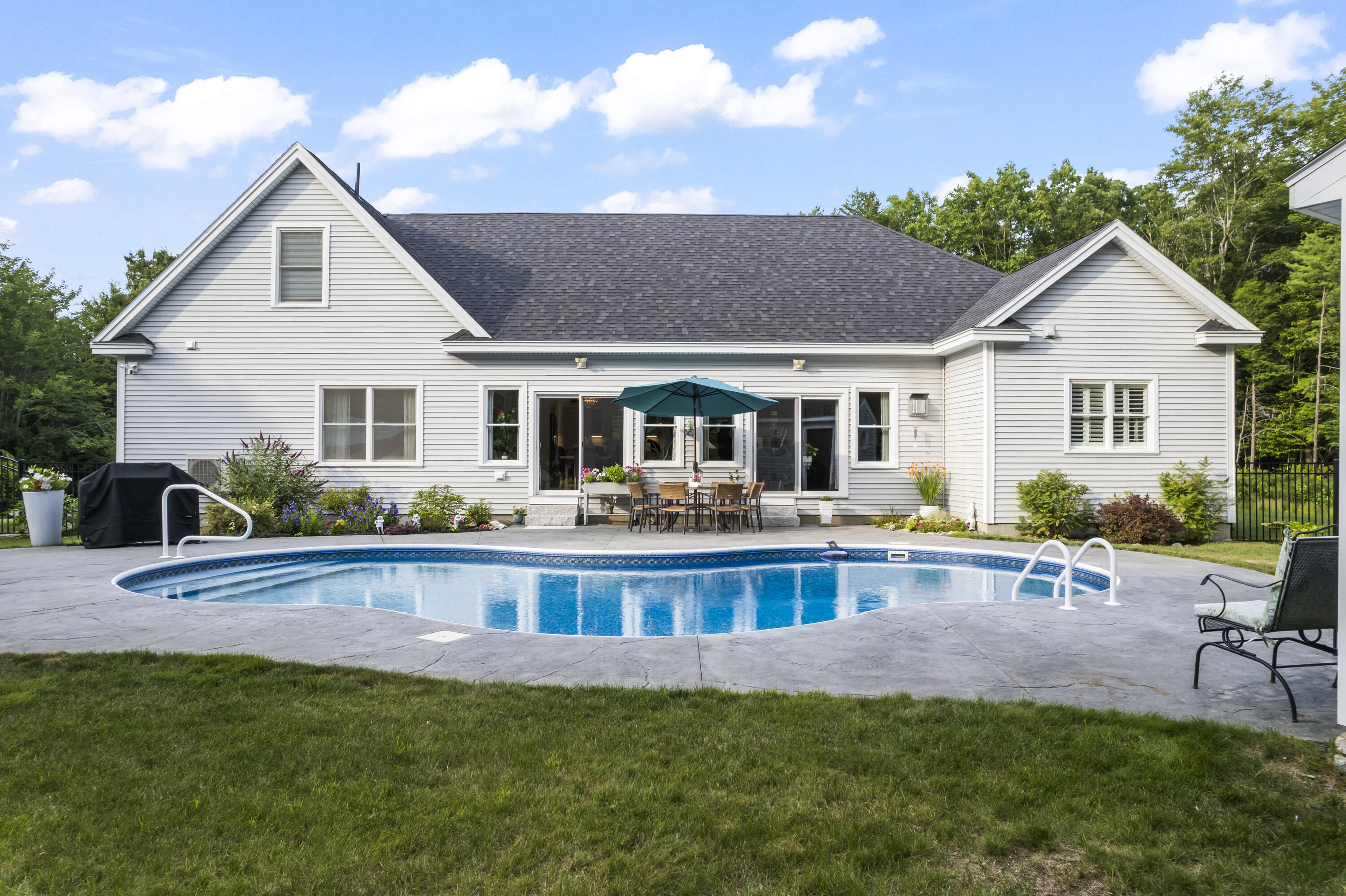 6 Weeks Lane Windham ME 04062