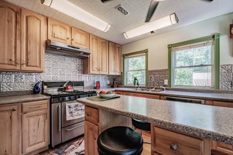 175 Hogan Pond Lane Oxford ME 04270