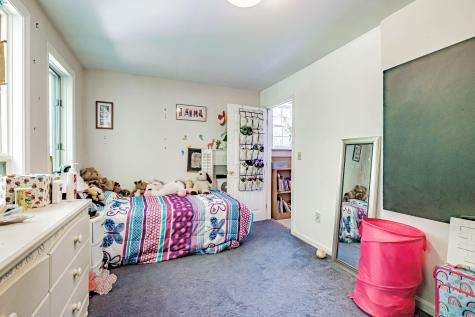 175 Hogan Pond Lane Oxford ME 04270
