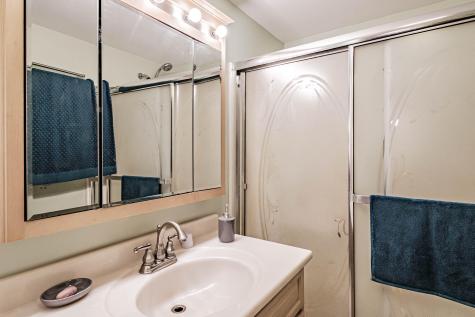 175 Hogan Pond Lane Oxford ME 04270