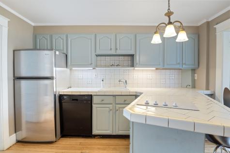 396 Ocean Avenue Portland ME 04103