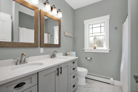 90 Tarkiln Hill Road Raymond ME 04071
