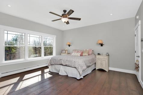 90 Tarkiln Hill Road Raymond ME 04071