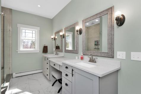 90 Tarkiln Hill Road Raymond ME 04071