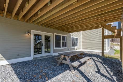 90 Tarkiln Hill Road Raymond ME 04071