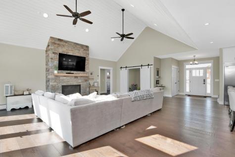 90 Tarkiln Hill Road Raymond ME 04071