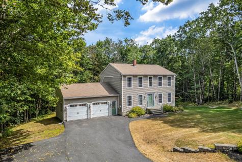 29 Pond Ridge Drive Lewiston ME 04240