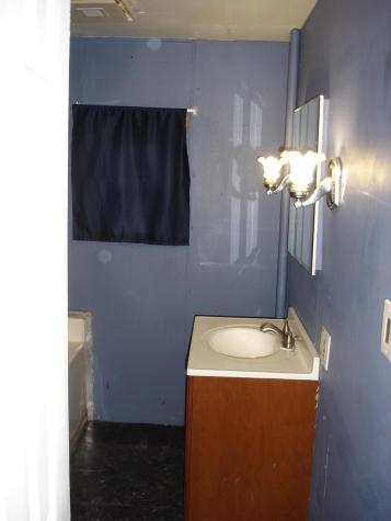 8 Holiday Lane Standish ME 04084