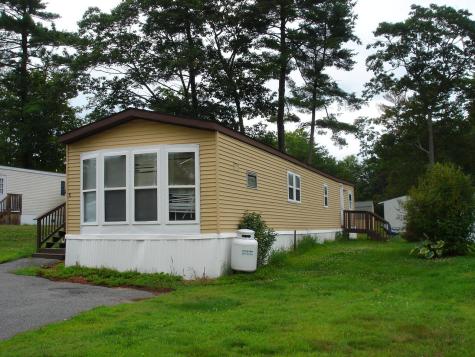 8 Holiday Lane Standish ME 04084