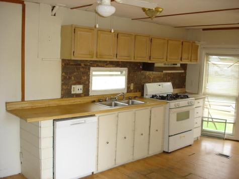 8 Holiday Lane Standish ME 04084