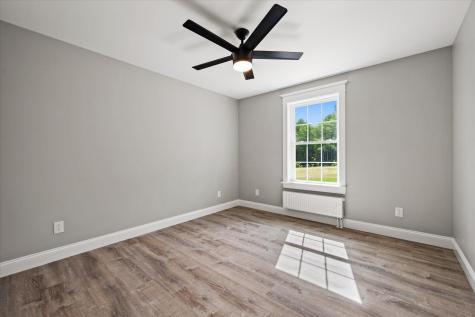 633 Streamside Avenue Hermon ME 04401