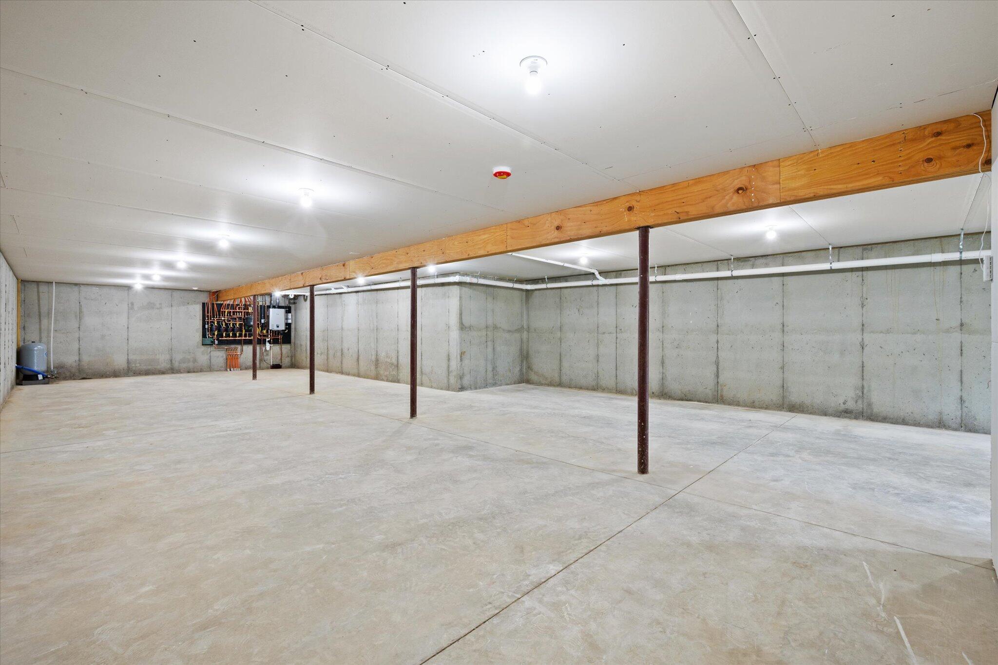 633 Streamside Avenue Hermon ME 04401