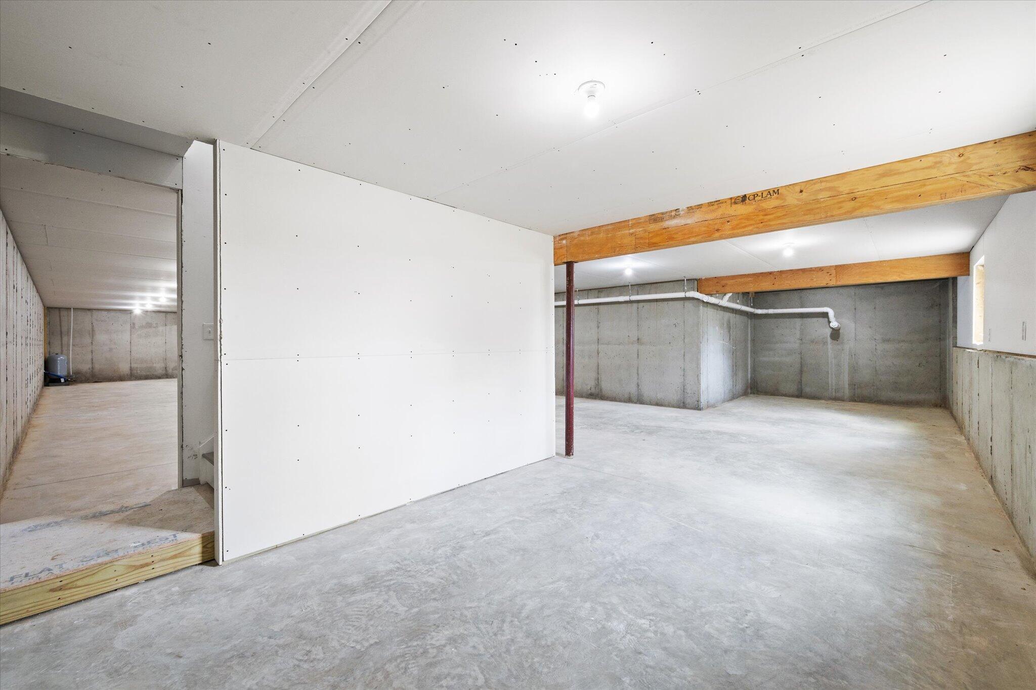 633 Streamside Avenue Hermon ME 04401