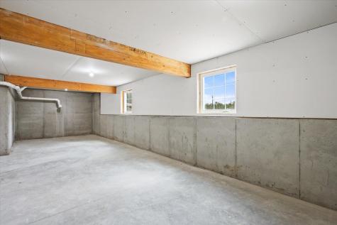 633 Streamside Avenue Hermon ME 04401