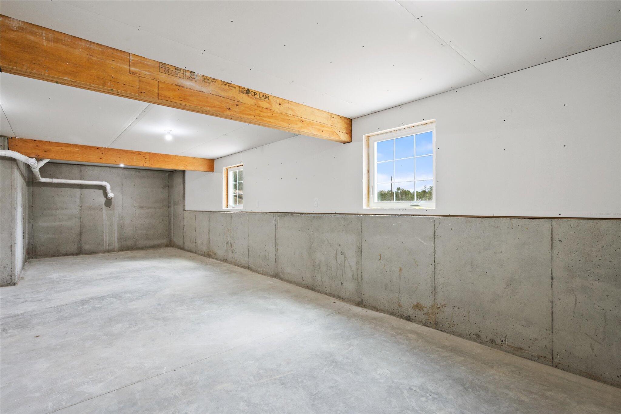 633 Streamside Avenue Hermon ME 04401