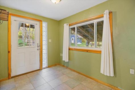 401 Auburn Road Peru ME 04290