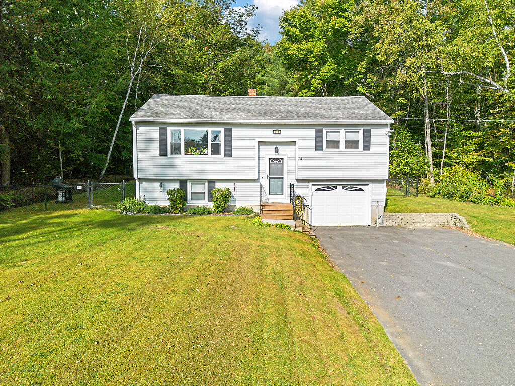 299 Middle Road Oakland ME 04963