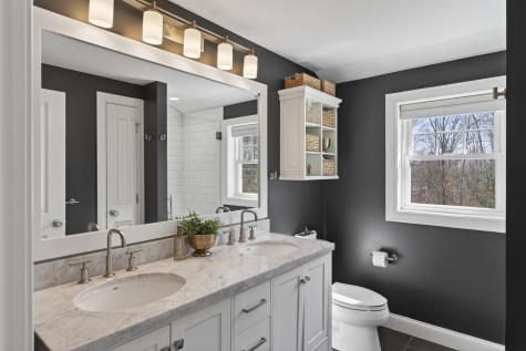 28 Elmwood Avenue Scarborough ME 04074