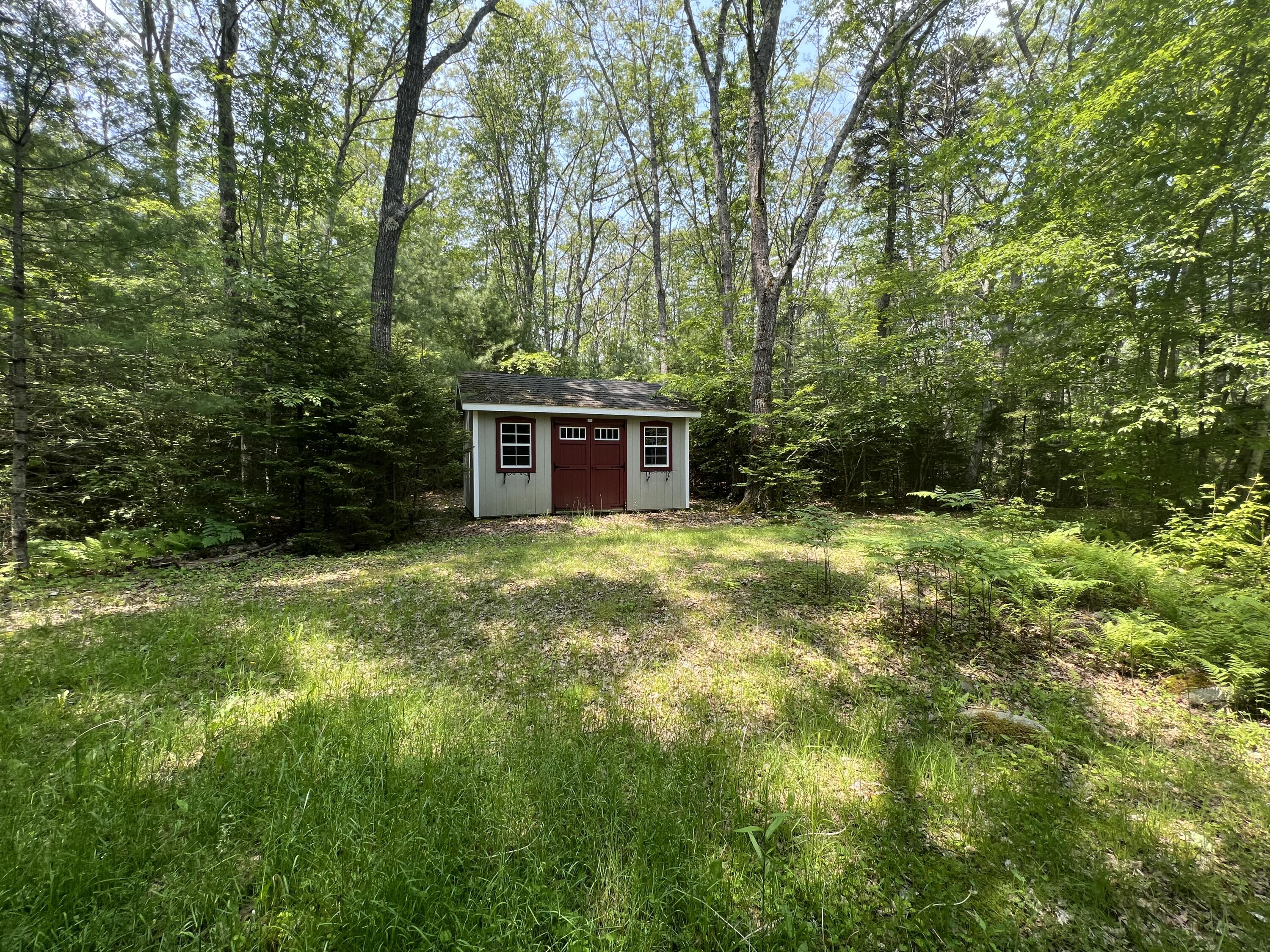 20 Lemeuls Road Bristol ME 04558