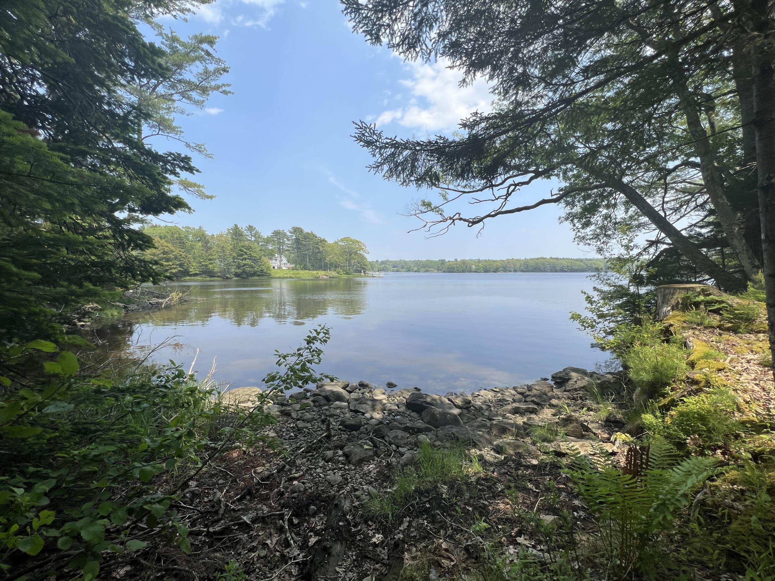 20 Lemeuls Road Bristol ME 04558