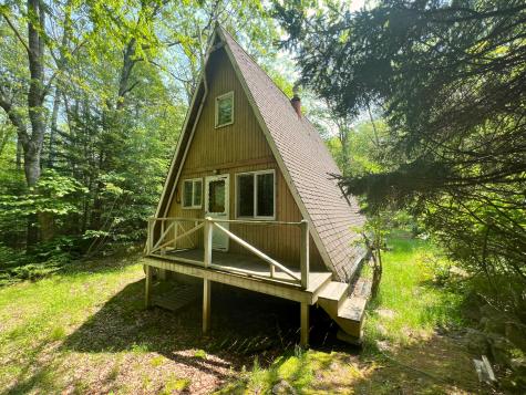 20 Lemeuls Road Bristol ME 04558