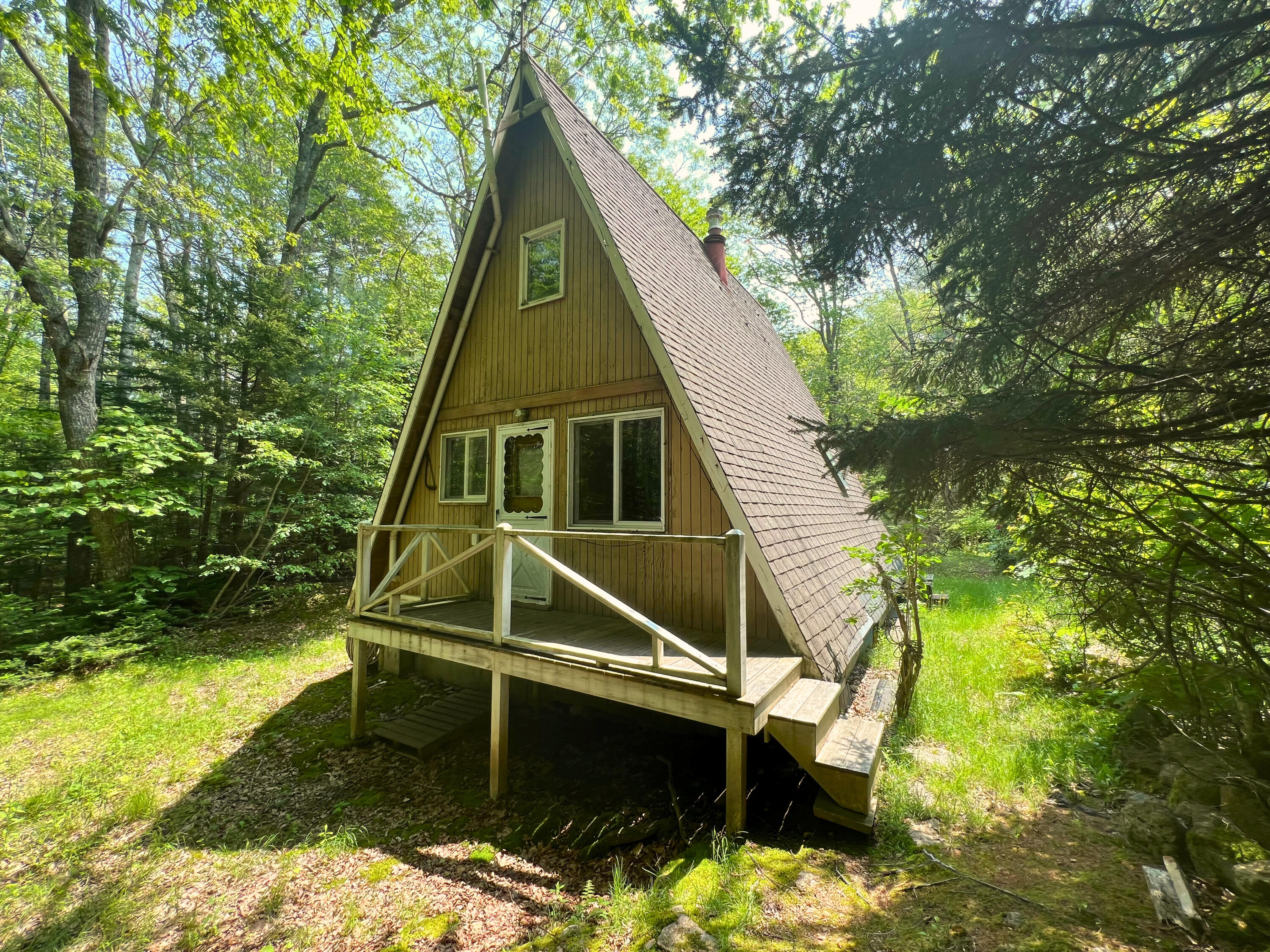 20 Lemeuls Road Bristol ME 04558