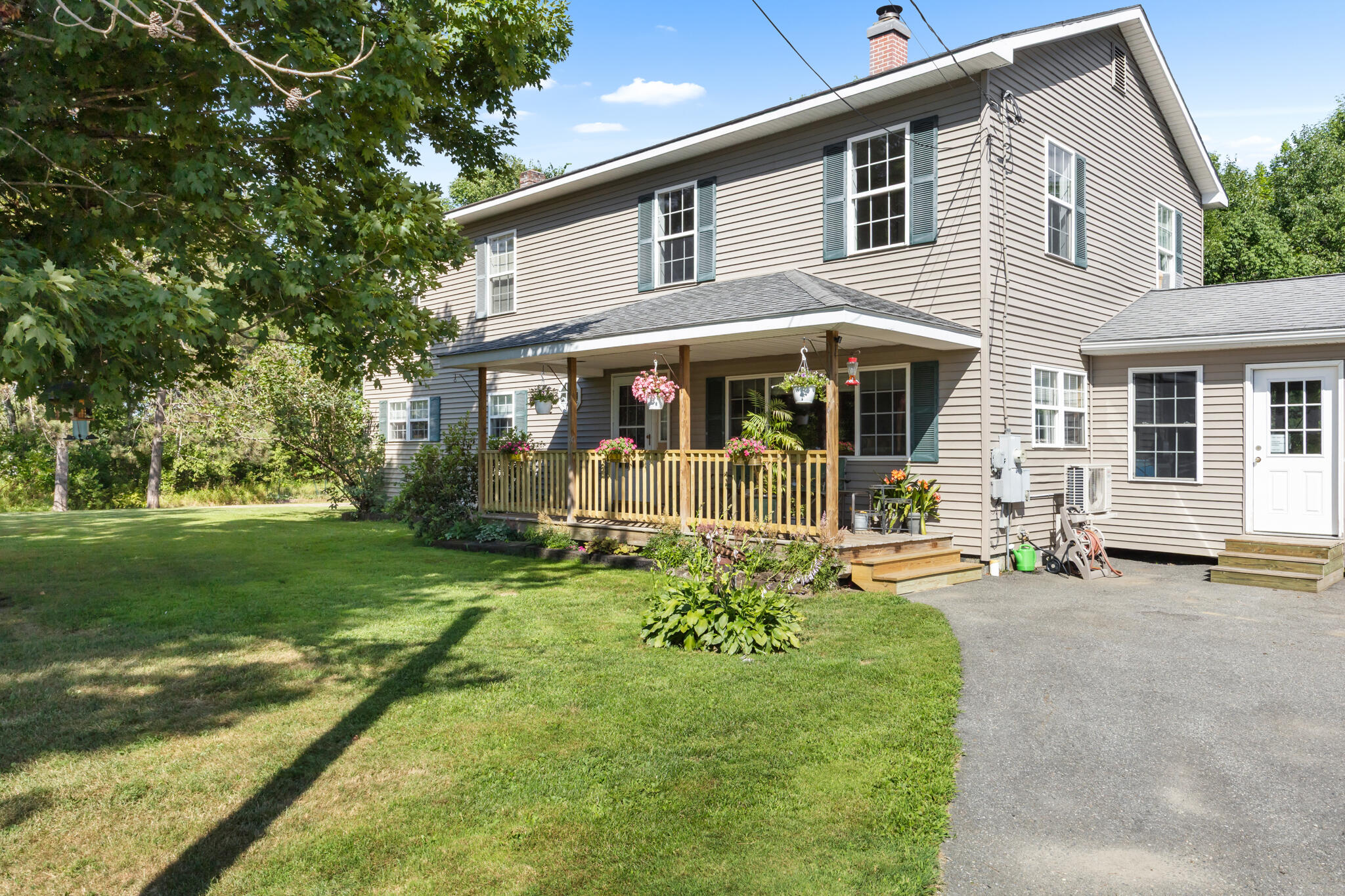 6 Hurds Corner Road Palmyra ME 04965