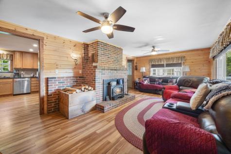 6 Hurds Corner Road Palmyra ME 04965