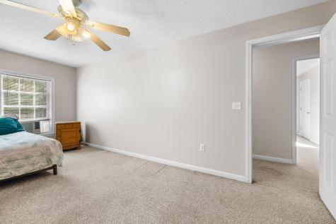 6 Hurds Corner Road Palmyra ME 04965