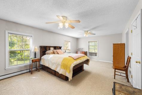 6 Hurds Corner Road Palmyra ME 04965