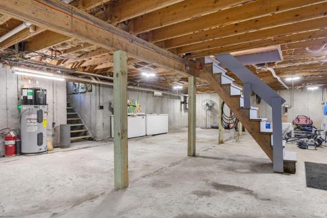 6 Hurds Corner Road Palmyra ME 04965