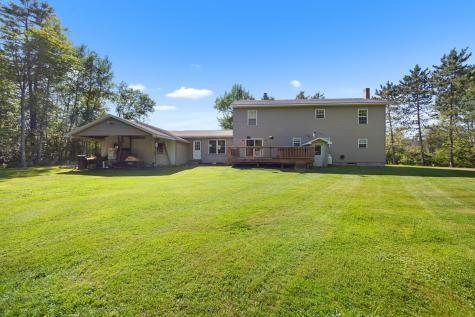 6 Hurds Corner Road Palmyra ME 04965