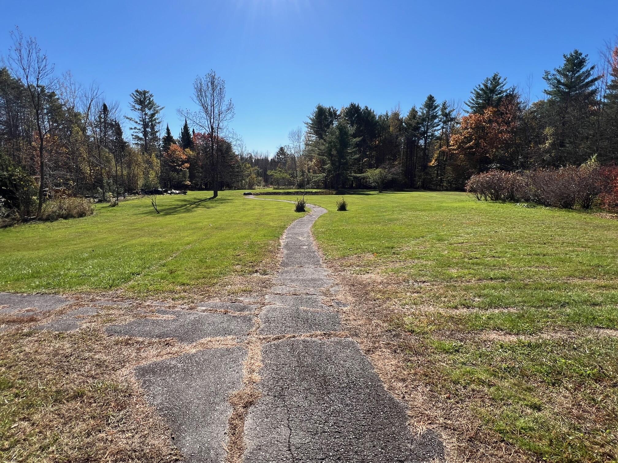 86 North Road Detroit ME 04929