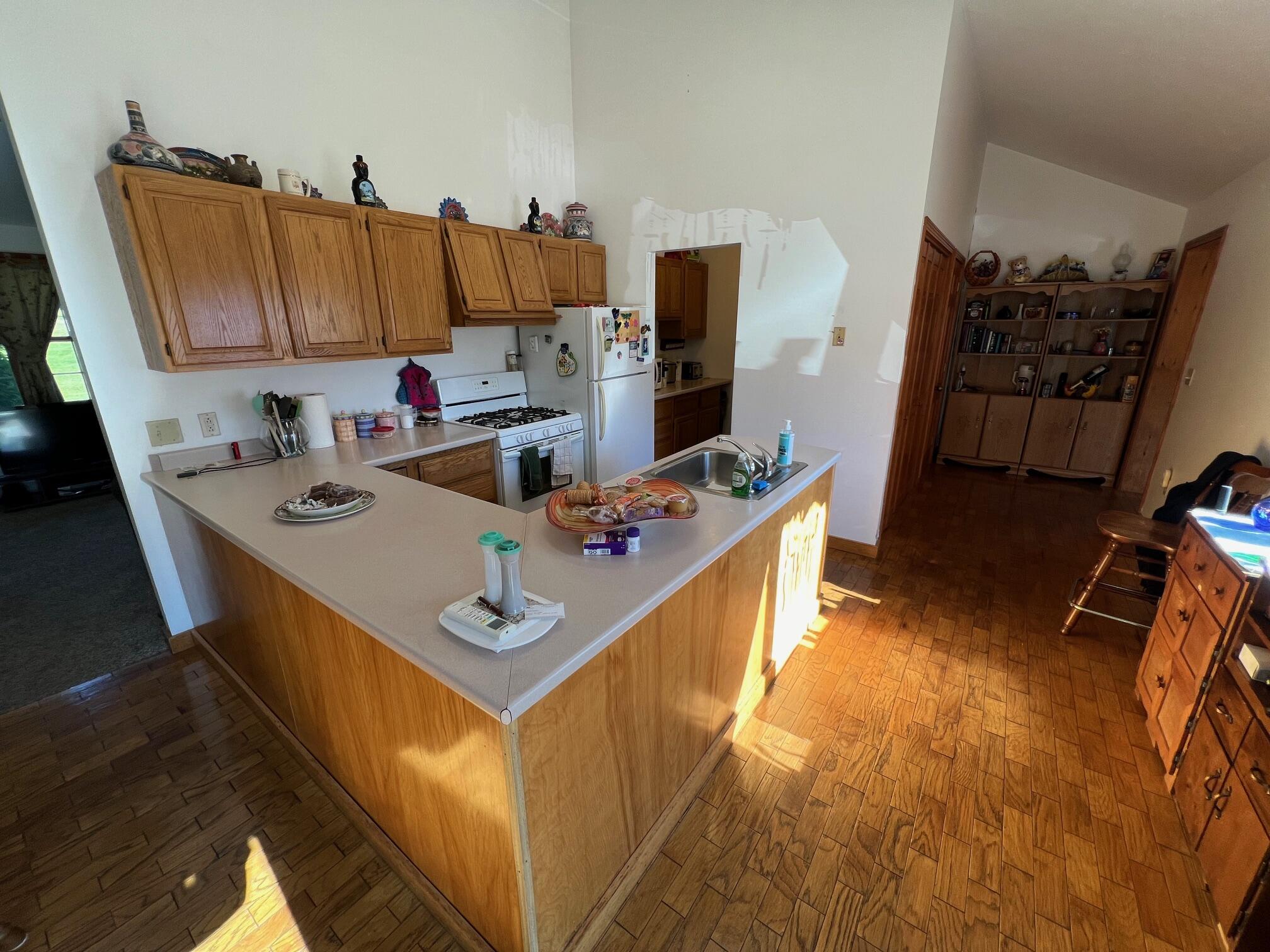 86 North Road Detroit ME 04929