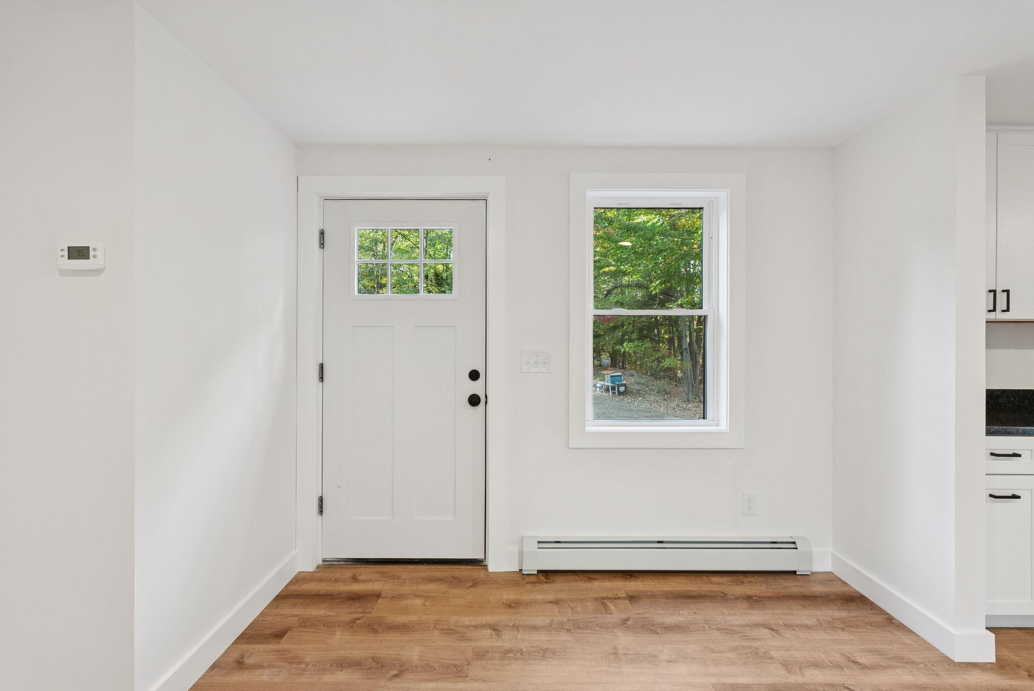 19 Estate Road Naples ME 04055