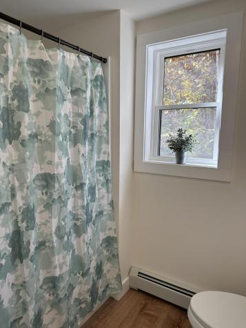 19 Estate Road Naples ME 04055